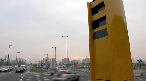 Jedno zdjęcie z fotoradaru, kilka mandatów