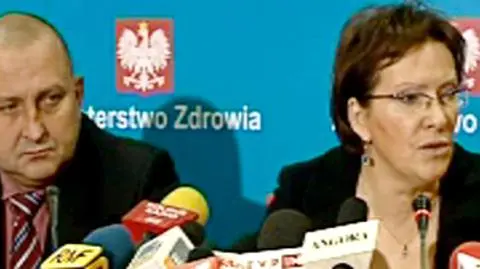Szef NFZ zachował stołek, oddaje styczniową pensję