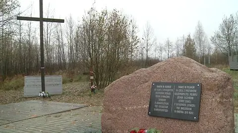 10 kwietnia delegacja rządowa w Smoleńsku, premier na Powązkach