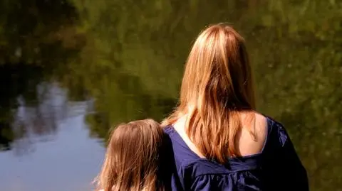 "Mamo przestań". Wstrząsający film o kobiecej pedofilii