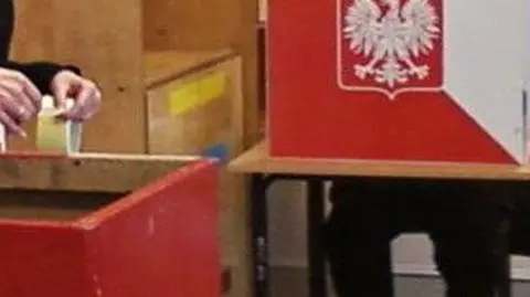 "Zobaczcie, można otworzyć urnę!".