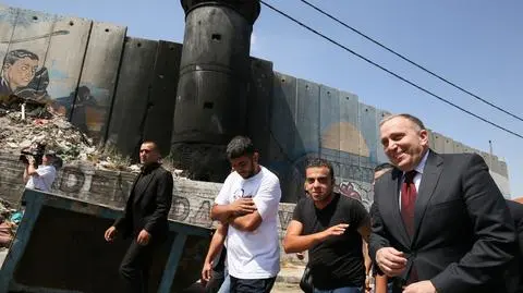 Polska włączy się z rozmowy izraelsko-palestyńskie, podał Schetyna