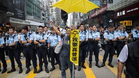 Kolejne starcia w Hongkongu. Ponad 100 aresztowanych