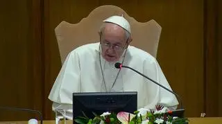 Papież Franciszek chce, by księża zostawili sobie tylko to, co jest im niezbędne do wykonywania obowiązków