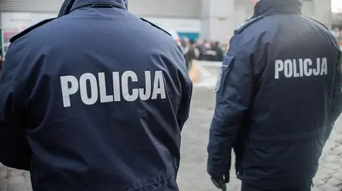 "Kopał po głowie skutego Brytyjczyka". Policjant z zarzutem usiłowania zabójstwa
