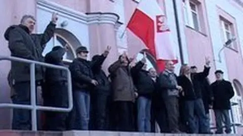 Wykorzystali pogrzeby do kampanii?