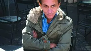 Michel Houellebecq to najpopularniejszy pisarz francuski