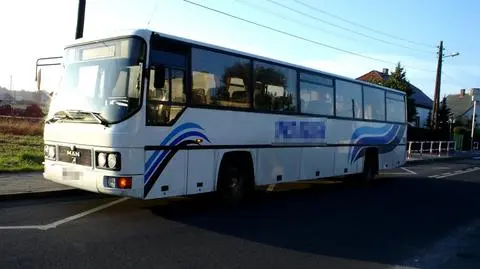Policja zatrzymała dwóch pijanych kierowców gimbusów