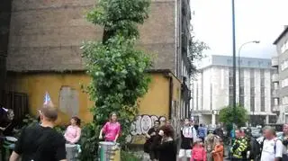 Policjanci pojechali na Worcella, żeby wylegitymować skłotersów