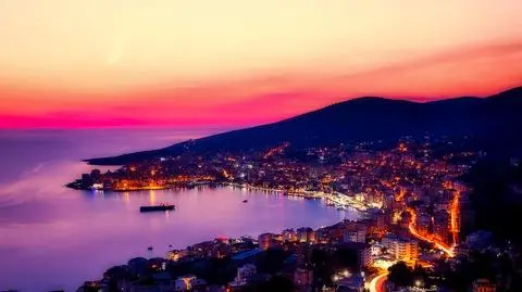 Komisja Europejska chce rozpoczęcia negocjacji z Macedonia i Albanią