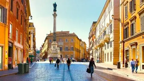 Podnosili ceny przed beatyfikacją, zostali ukarani