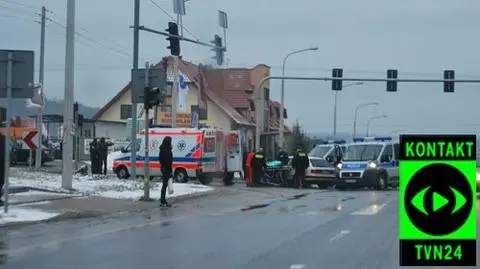 Wypadek radiowozu. Trzy osoby ranne