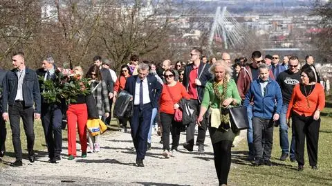 Ulicami Krakowa przeszedł marsz w rocznicę likwidacji getta