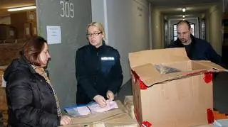 W magazynach celników ciągle jest ponad 9 tys. sztuk odzieży i blisko 11 tys. par butów
