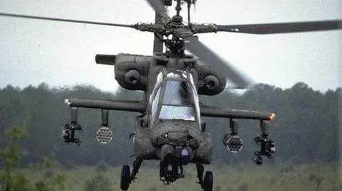 Książę Harry będzie latał Apachem
