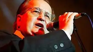 Ojciec Tadeusz Rydzyk boi się, że PO odbierze jego fundacji 15 mln złotych dotacji
