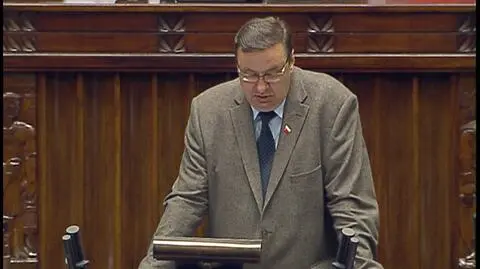 Poseł Giżyński prezentuje