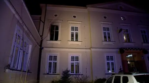 Informację o pożarze służby otrzymały przed godziną 20