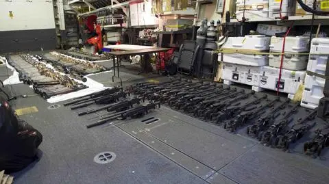 AK-47, RPG-7 i DSzK przechwycone przez US Navy