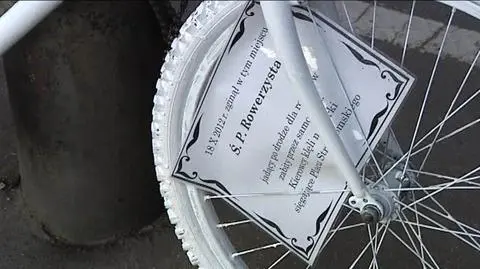 Rowerzystę uczcili na biało