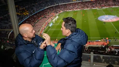 Pomógł niewidomemu i niesłyszącemu koledze przeżyć mecz na Camp Nou