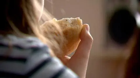 Spór o głodne dzieci. "Brakuje jednolitego systemu dożywiania"