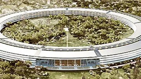 Okrąg z przezroczystymi ścianami. Nowa siedziba Apple
