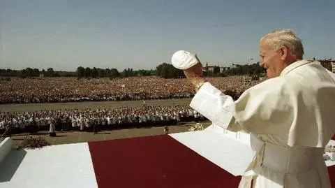 Benedykt XVI: Było dla mnie jasne, że Jan Paweł II jest święty