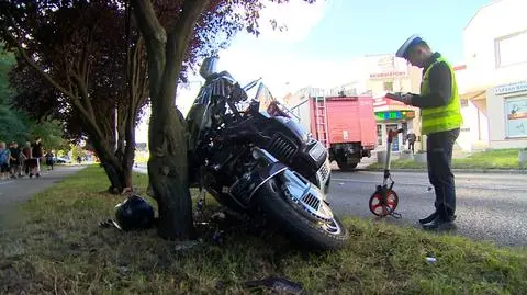 Wrocław. Wszedł na jezdnię, prosto pod motocykl. 71-latek nie żyje