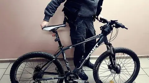 Policjant na rowerze zatrzymał pijanego kierowcę BMW