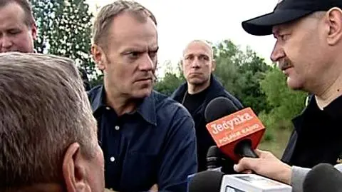 Premier u powodzian