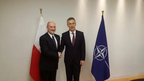 Macierewicz zadowolony z rozmowy ze Stoltenbergiem