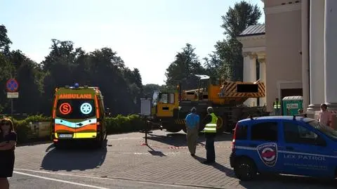 Zmarł mężczyzna przygnieciony dźwigiem