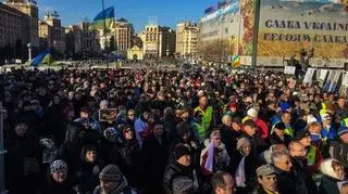 Na Majdanie w rocznicę rewolucji zebrały się tysiące ludzi