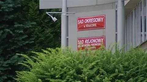 Atak w sądzie. Oblała benzyną oskarżonego o zabójstwo syna