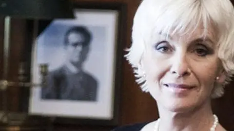 Komorowska w jury konkursu 
na pomnik w Smoleńsku