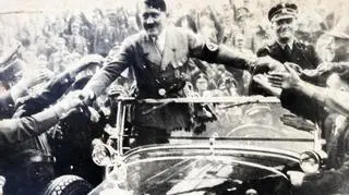 "Hitler złamał Niemcom kręgosłup"
