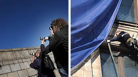 Flaga UE przykryła symbol PRL-u