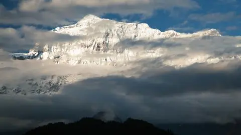 W Nepalu znajduje się osiem z czternastu najwyższych szczytów na świecie