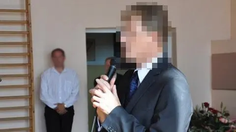 Wójt "na wylocie", po tym jak złamał nos "z główki"