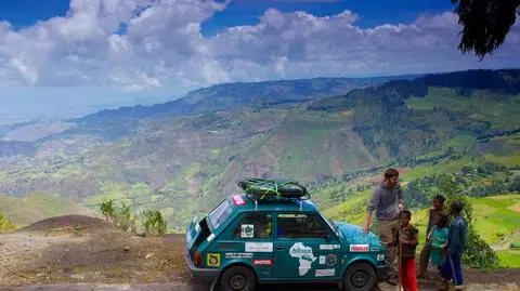 Maluchem przez Afrykę. Niezwykła podróż Arkadego Fiedlera