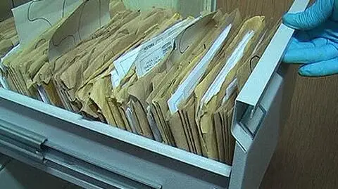 Zwolnienia za pieniądze? Ponad tysiąc zarzutów dla lekarki