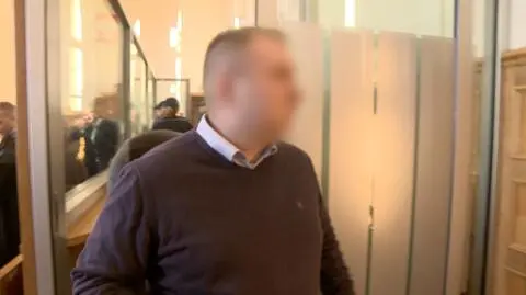 Powinien trafić do aresztu, ale znikł. Policja szuka twórcy superskoku