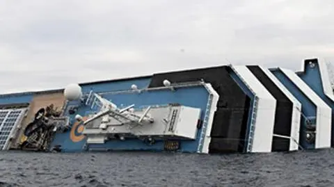 "Pasmo niekompetencji
 i łamania prawa"