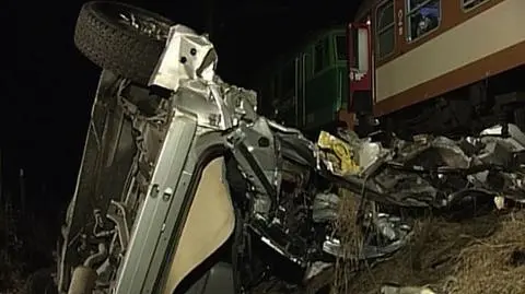 Ranni w wypadku pod Białogardem walczą o życie