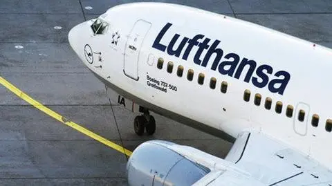 Dym w kabinie pilotów. Awaryjne lądowanie