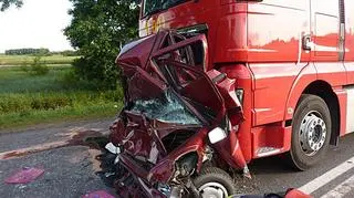 Samochód został zmiażdżony