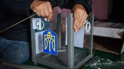 Bohaterka narodowa, aktywiści Majdanu, postrach Rosjan, seksowny radykał. Kogo wybiorą Ukraińcy?