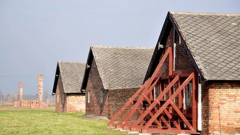 "Stan budynków w obozie drastycznie się pogarsza". Fundacja Auschwitz - Birkenau gromadzi fundusze