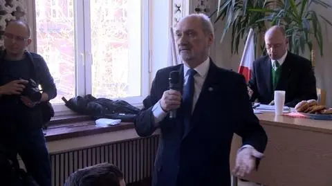 Antoni Macierewicz na spotkniu z wyborcami